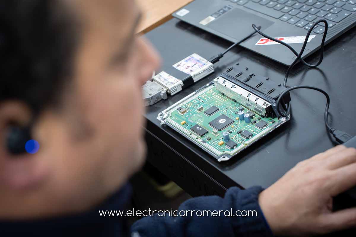 electronicar-reparacion-centralitas-010